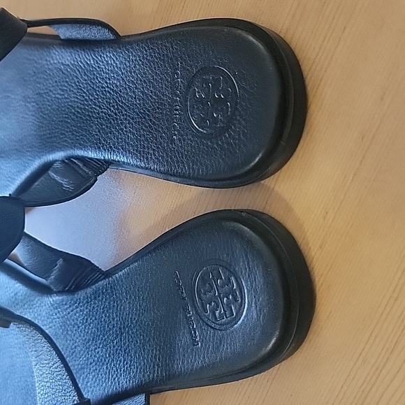 Tory Burch Miller Slingback Sandals Black Leather Gold Logo Sz 9 - Picture 3 of 5